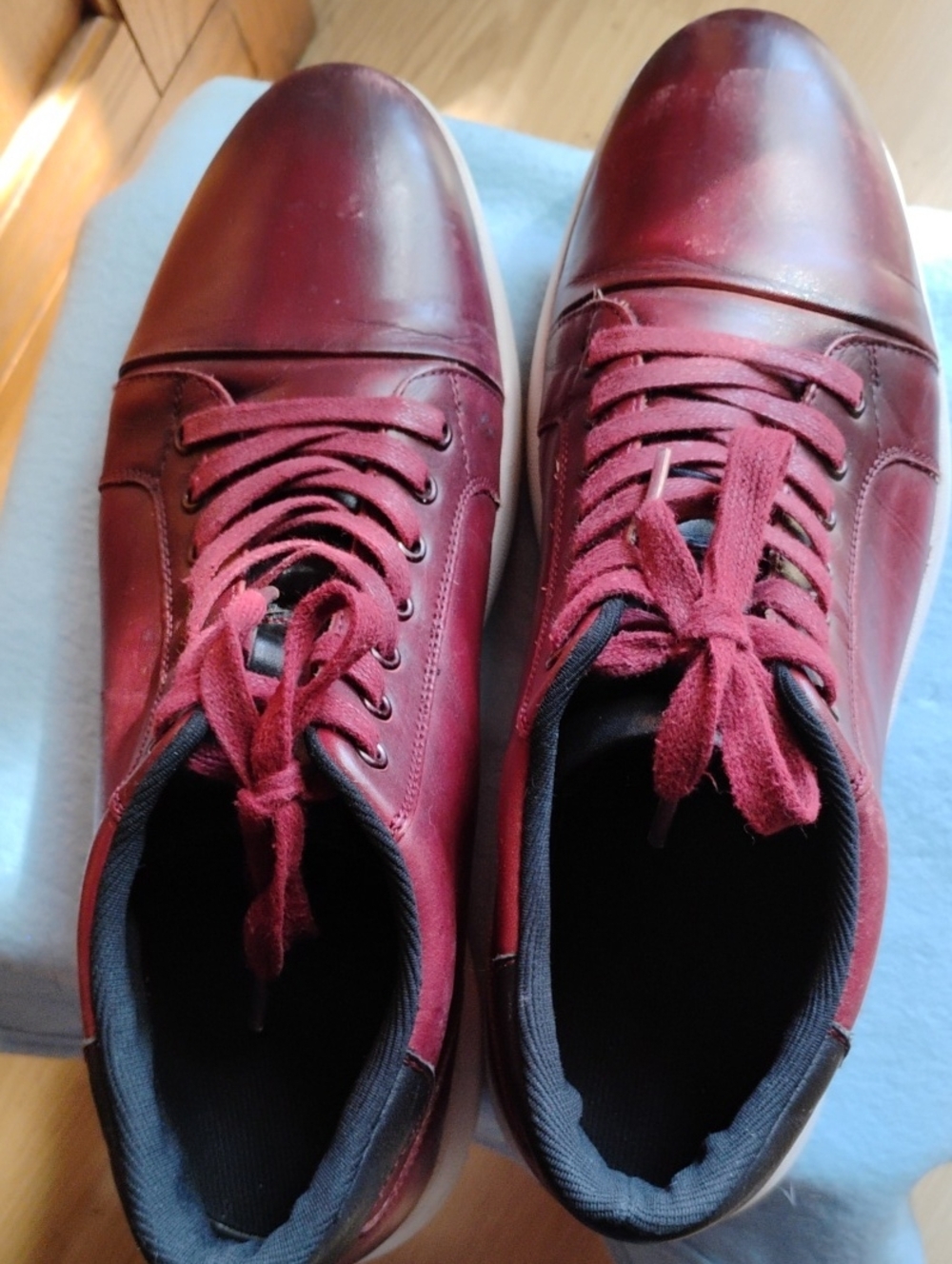 Stacy Adams Men's Burgundy Leather Sneakers